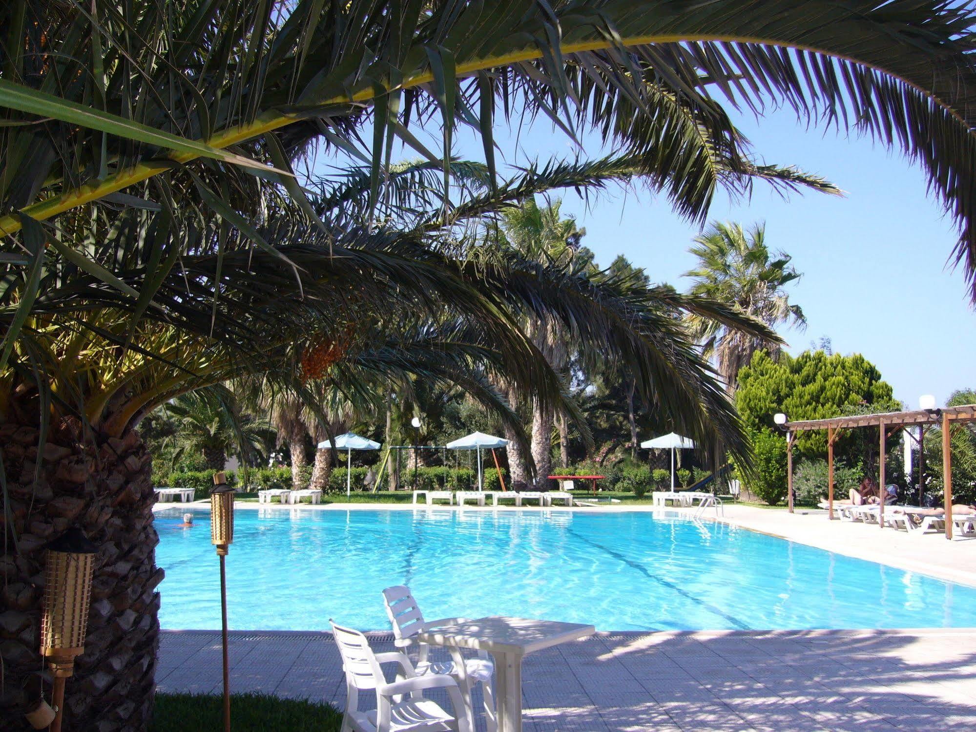 Nina Hotel Marmari  Exterior photo