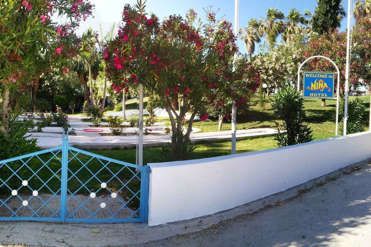 Nina Hotel Marmari  Exterior photo